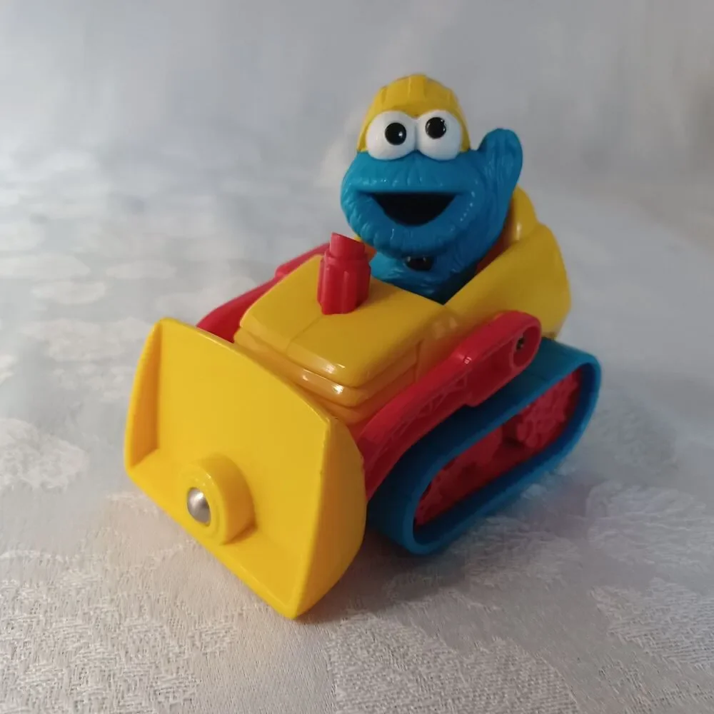 1999 TYCO PRESCHOOL TOYS MAGNETIZED SESAME STREET CONSTRUCTION 3 TRUCK SET